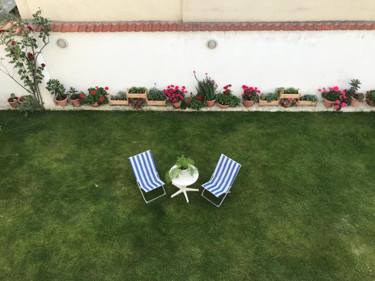 Vrasná Giorgos Apartments Square מראה חיצוני תמונה