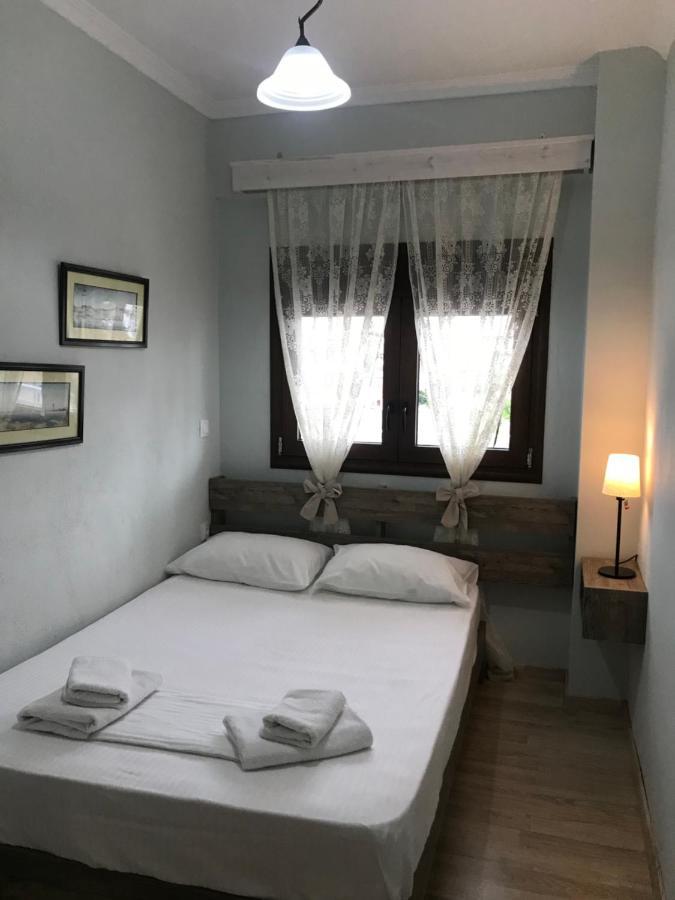 Vrasná Giorgos Apartments Square מראה חיצוני תמונה