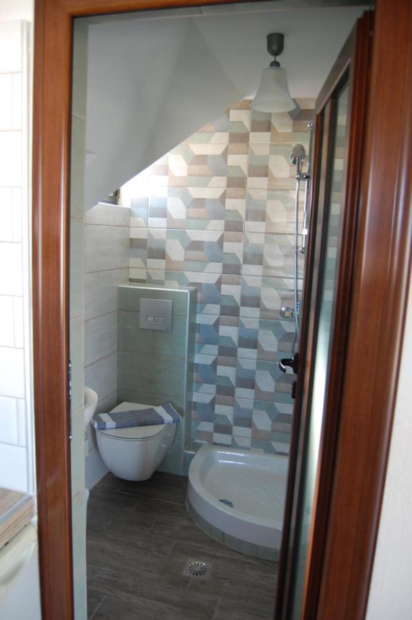 Vrasná Giorgos Apartments Square מראה חיצוני תמונה