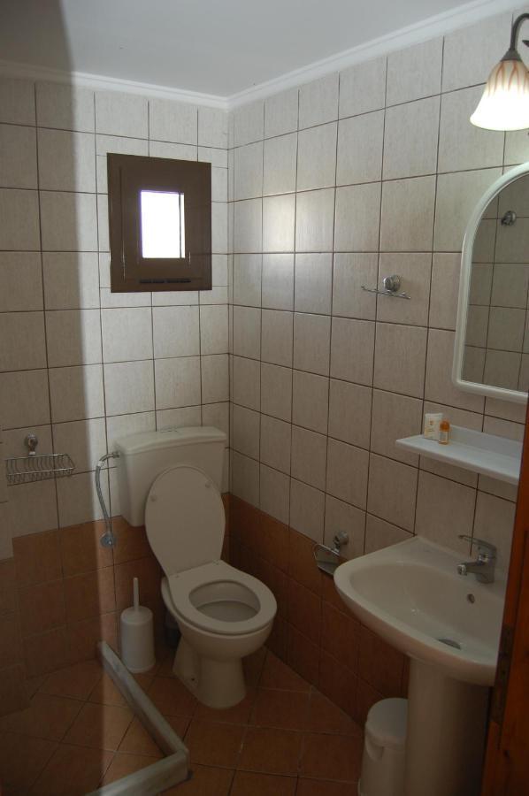 Vrasná Giorgos Apartments Square מראה חיצוני תמונה