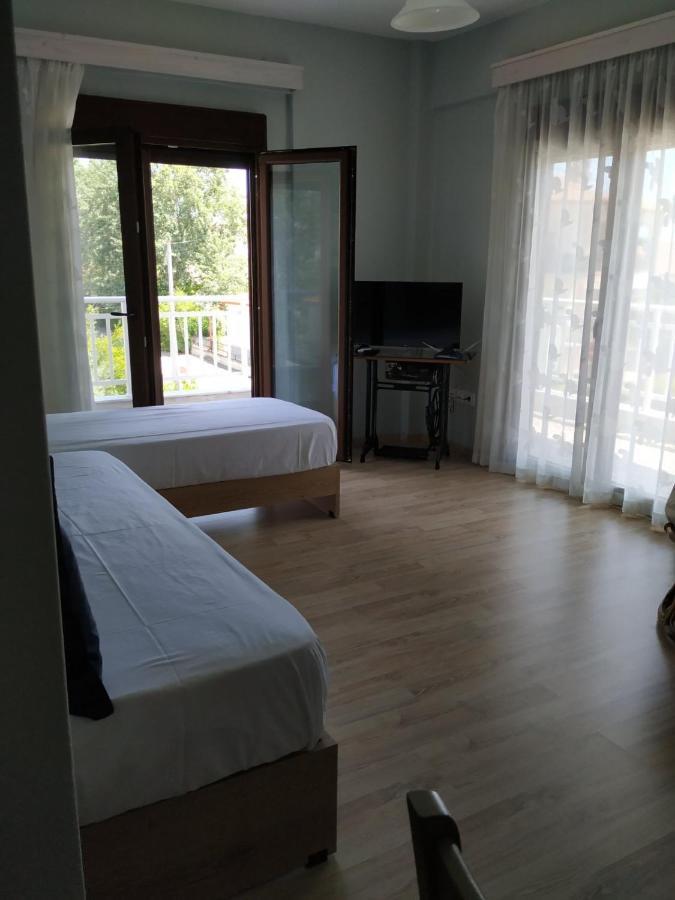 Vrasná Giorgos Apartments Square מראה חיצוני תמונה