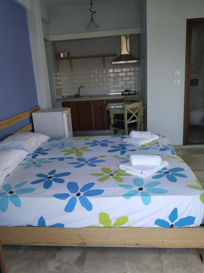 Vrasná Giorgos Apartments Square מראה חיצוני תמונה