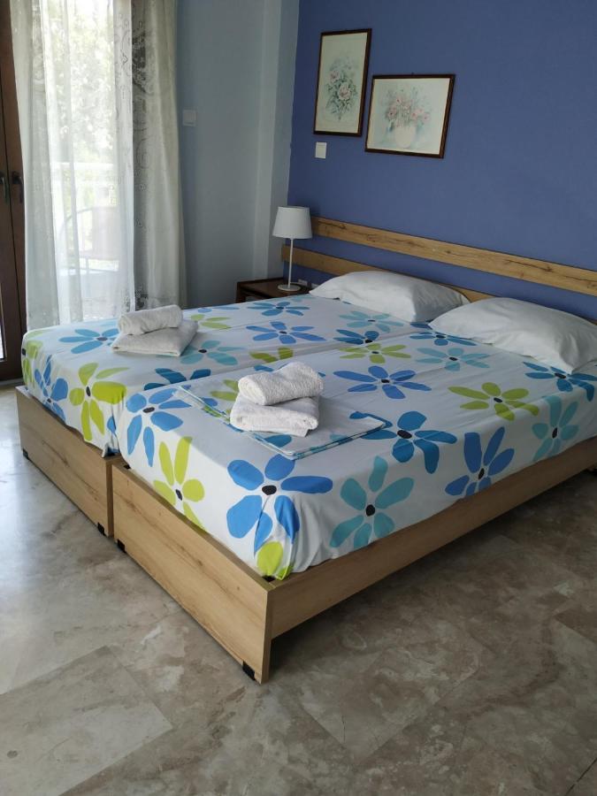 Vrasná Giorgos Apartments Square מראה חיצוני תמונה