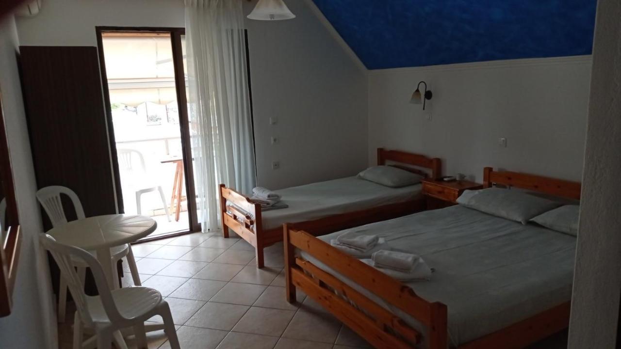 Vrasná Giorgos Apartments Square מראה חיצוני תמונה